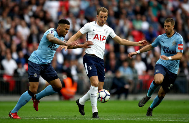 陷入困境 陷入困境